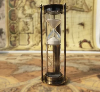 liquid hourglass