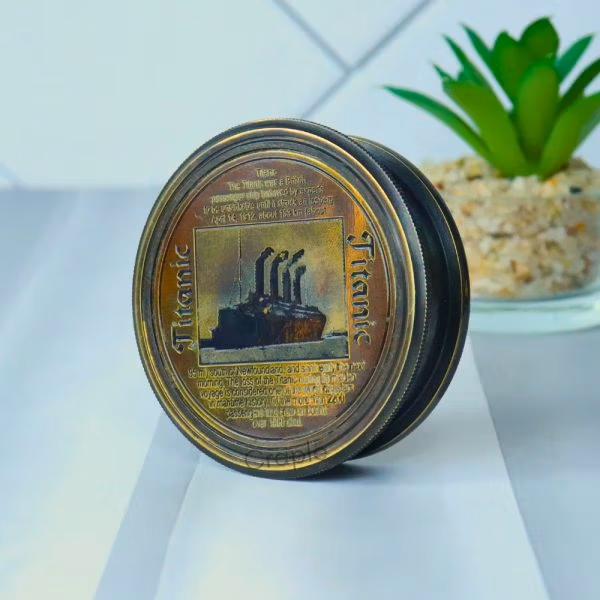 Titanic Compass
