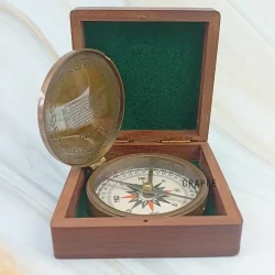 Antique Brass Handcrafted Magnetic Compass