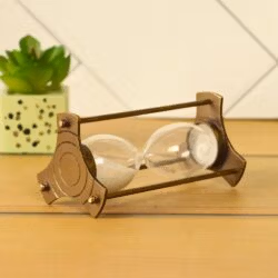 Triangular Plate 1-Minute Sand Timer | Antique Brass, White Sand, Vintage Style | Desk Focus Aid & Unique Gift - Image 3