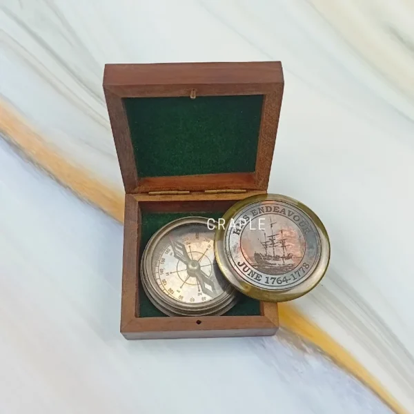 Handcrafted Antique Brass HMS Endeavour Compass | Dual Engraved Lid, Precision Navigation | Maritime Collector's Piece - Image 4