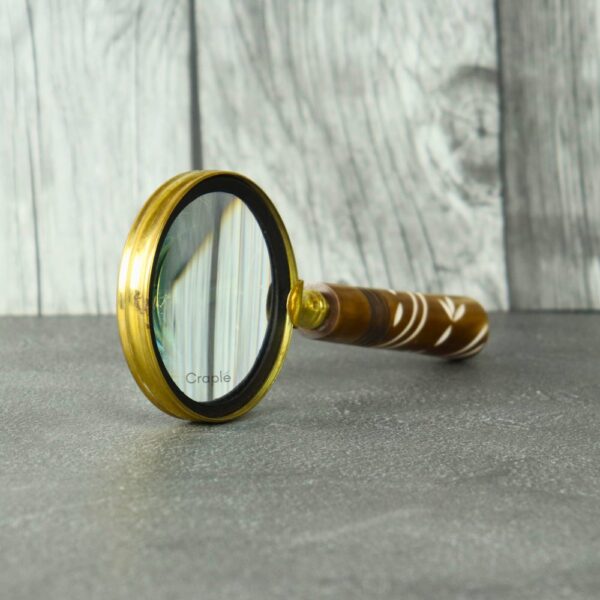 Inlaid Wood-Style Handle Magnifier | Decorative Pattern, Shiny Brass| Reading Aid & Elegant Desk Gift - Image 4