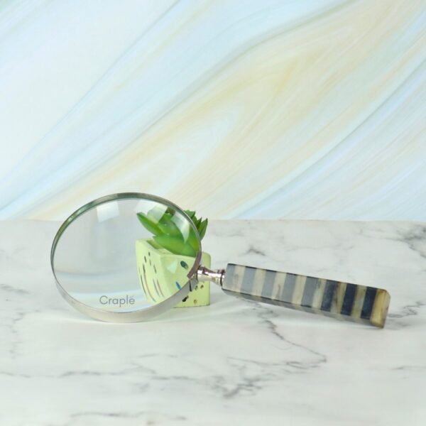 Handheld Brass Vintage Magnifying Glass - Image 2