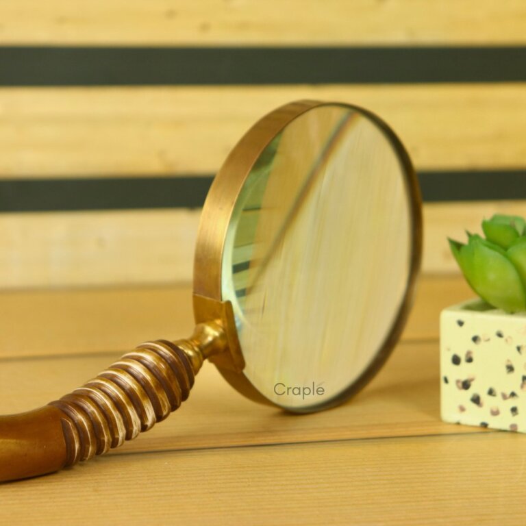 Stylish Reading Horn Shape Handheld Magnifying Glass