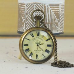 Victoria London 1915 Pocket Watch | Antique Brass, Miyota Movement, Crown Motif & Chain | Royal Inspired Timepiece Gift - Image 2