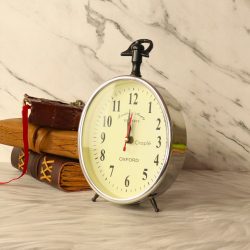Unique Design Table Clock