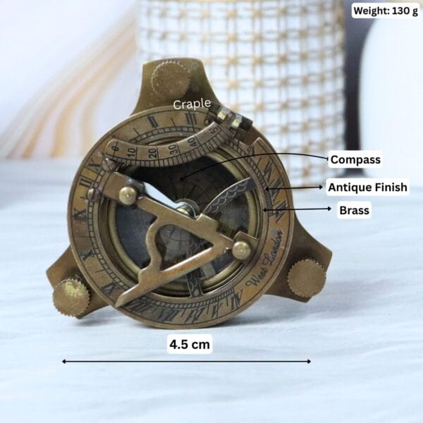 Antique brass sundial compass with its dimensions labeled: 4.5 cm base and 130g weight.