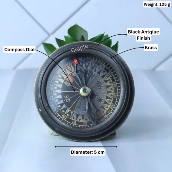 Titanic brass compass with its dimensions labeled, showing a 5 cm diameter and 105g weight.