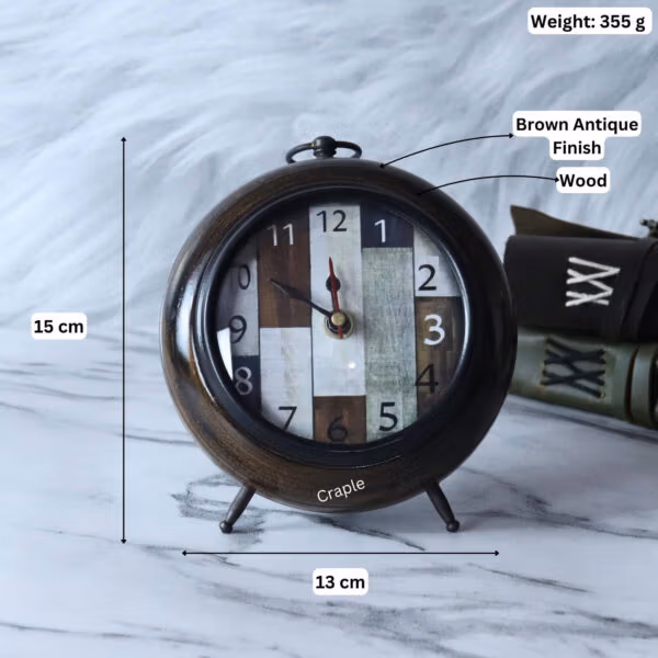 Antique patchwork clock with its dimensions labeled, showing a 15 cm height and 13 cm width.