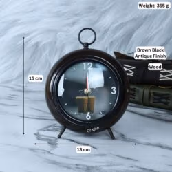 Wooden desk clock with its dimensions labeled, showing a 15 cm height and 13 cm width.